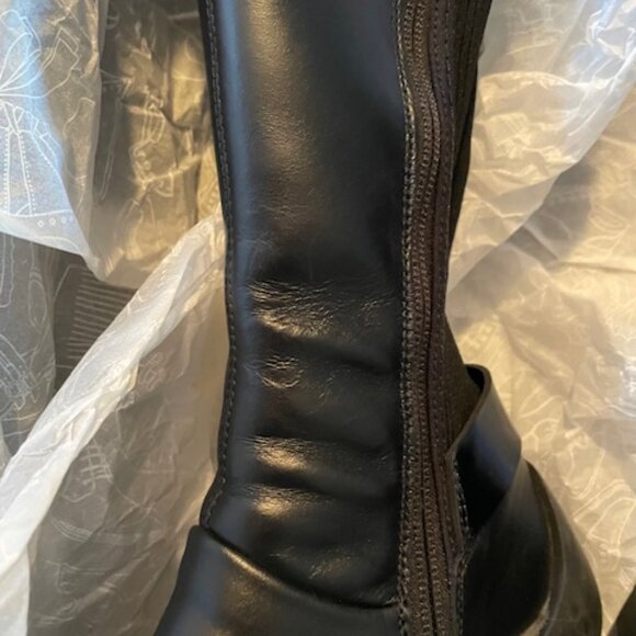 LAST PRICE Fluevog x Star Trek Starfleet Black Leather Boots Size 7 $499 DEAL - Picture 9 of 15